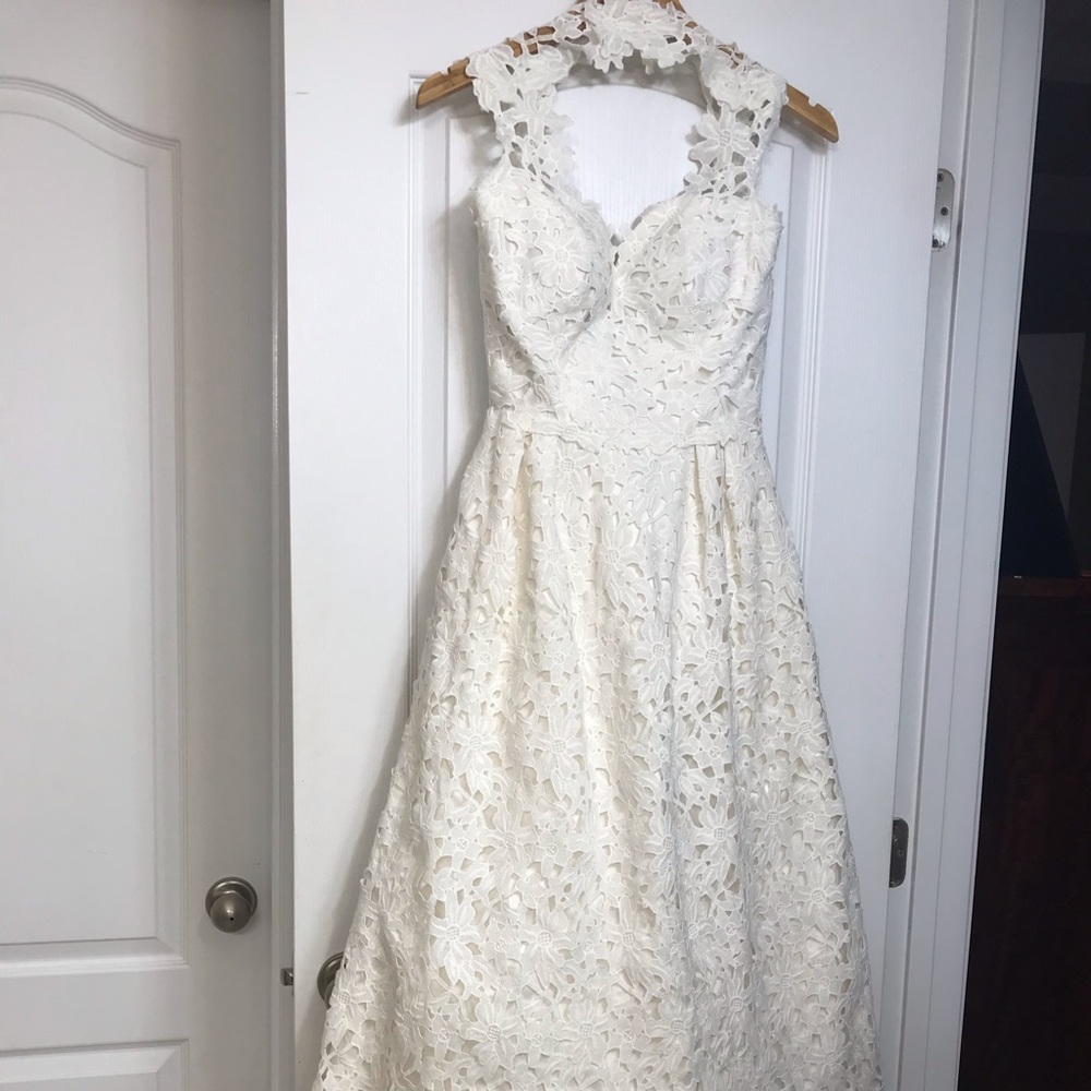 Wedding dress